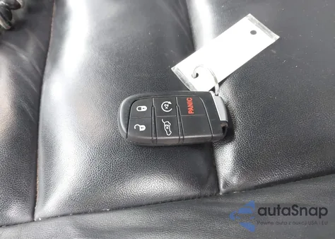 2019 Jeep Grand Cherokee Limited 4X2 from USA, damaged, VIN 1C4RJEBG8KC752297